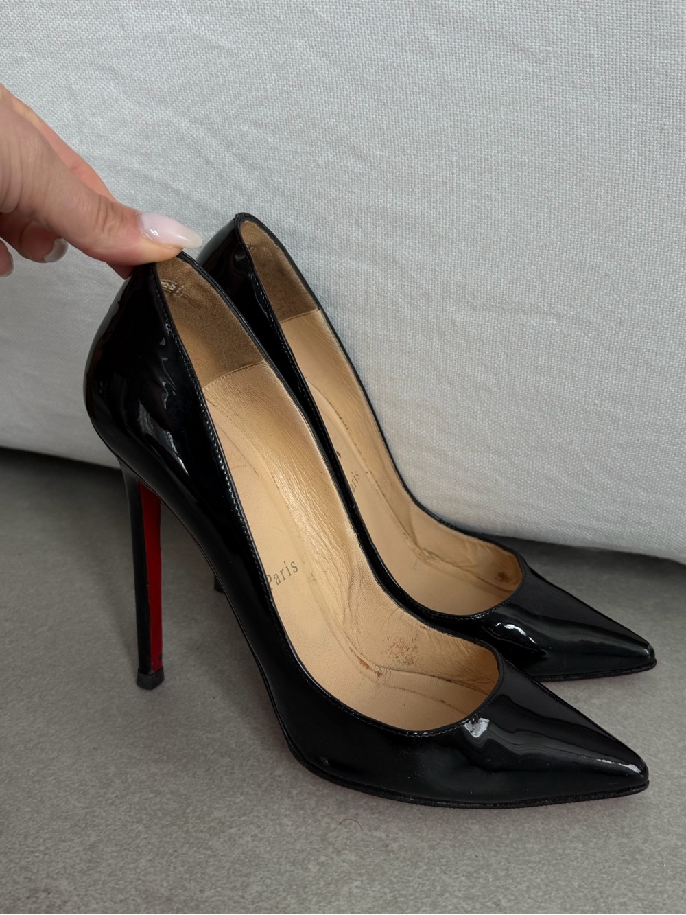 CHRISTIAN LOUBOUTIN PIGALLE Black Patent High Heel Pumps with Red Soles